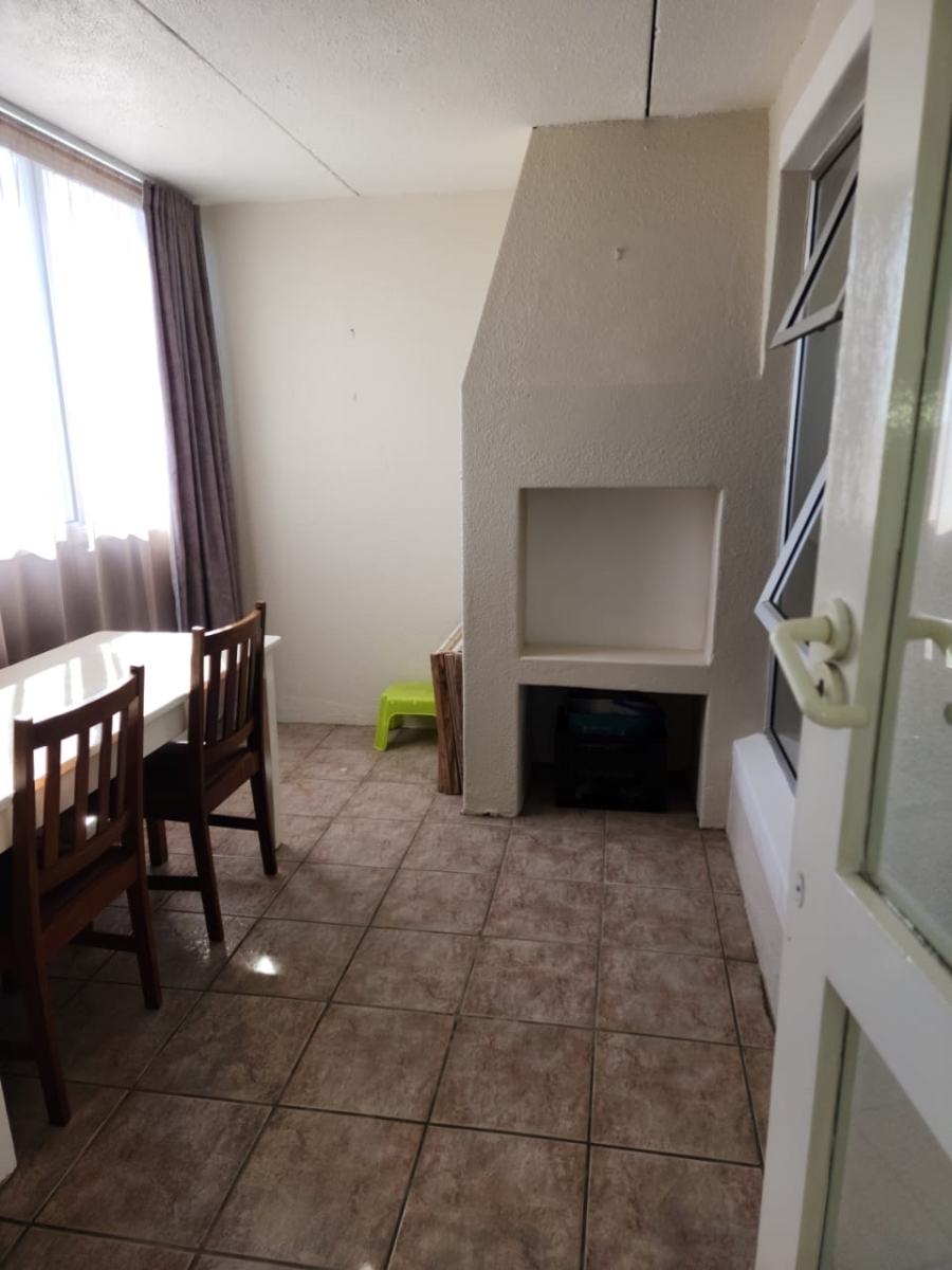 To Let 2 Bedroom Property for Rent in Big Bay Western Cape